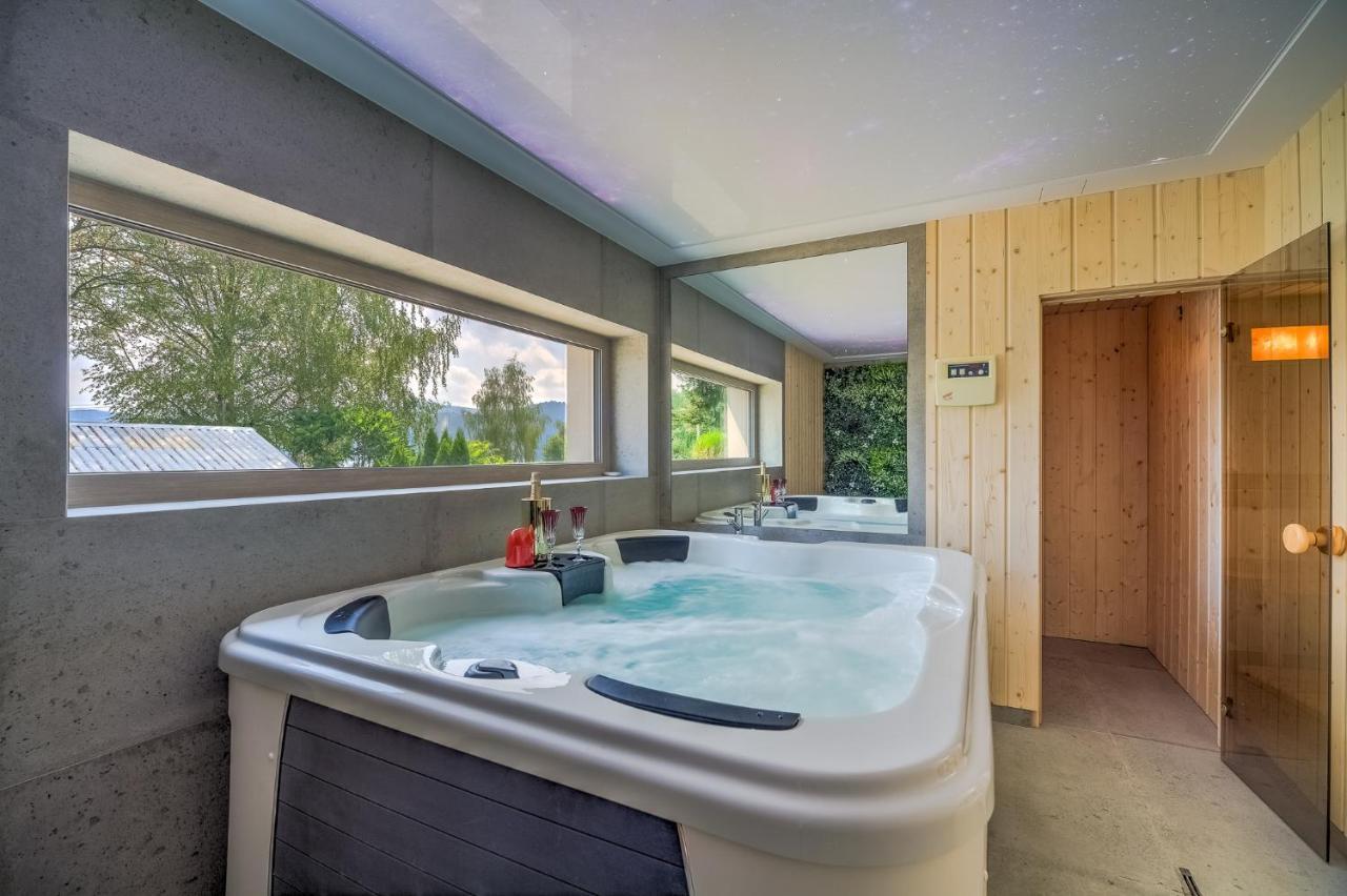 Znamirowickachata Sauna Jacuzzi Spa Znamirowice エクステリア 写真